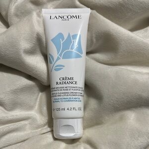 Crème Radiance White Cleanser